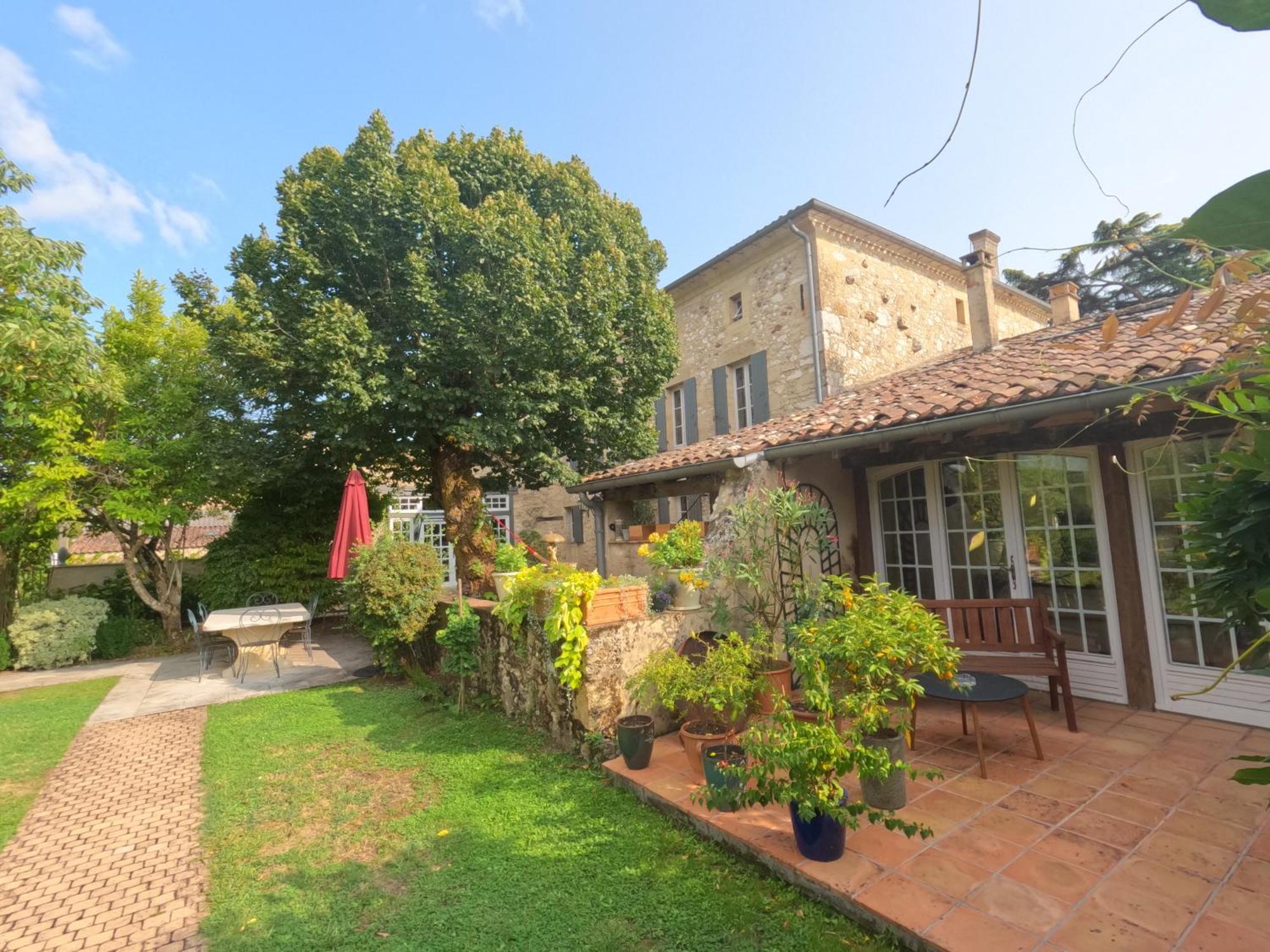 Domaine Des Monges Bed & Breakfast Saint-Seurin-de-Prats Dış mekan fotoğraf